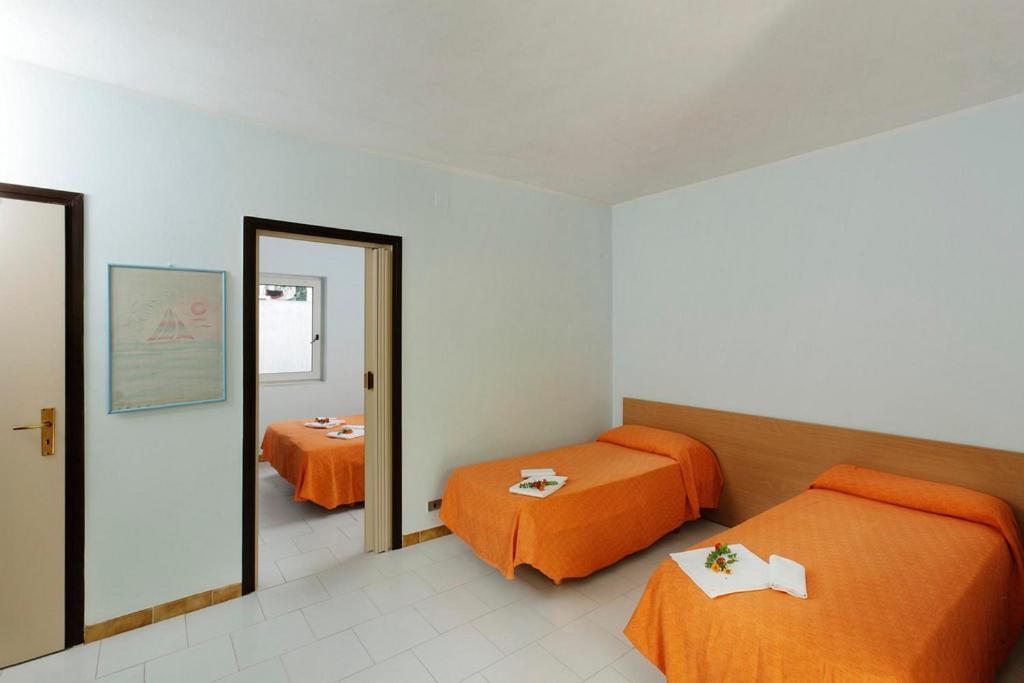 Hotel Villaggio Costa Ripa Rodi Garganico Δωμάτιο φωτογραφία