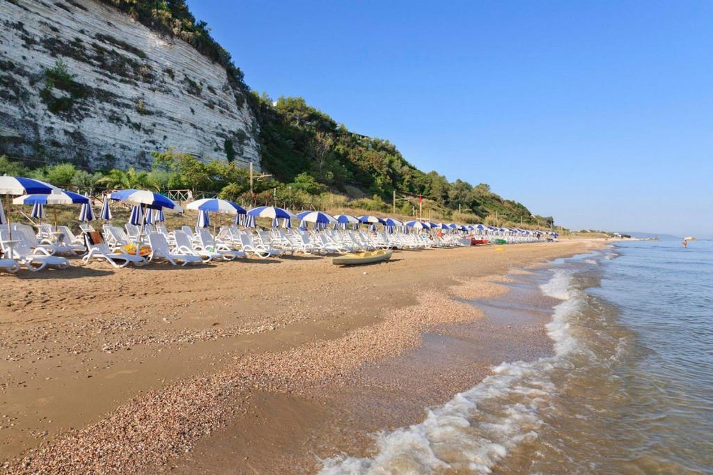 Hotel Villaggio Costa Ripa Rodi Garganico Εξωτερικό φωτογραφία