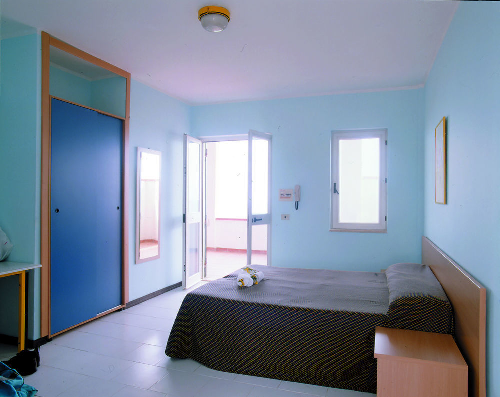 Hotel Villaggio Costa Ripa Rodi Garganico Εξωτερικό φωτογραφία